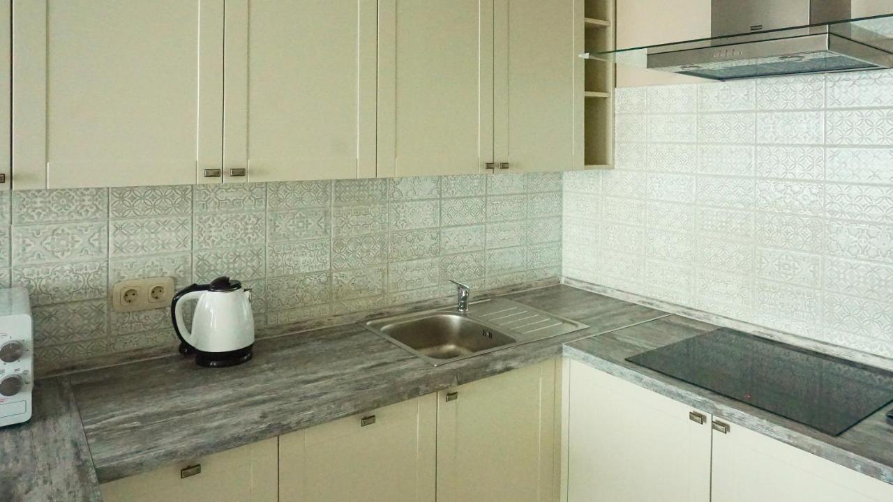 Luxury Apartment Near Metro Station Osokorky キエフ エクステリア 写真