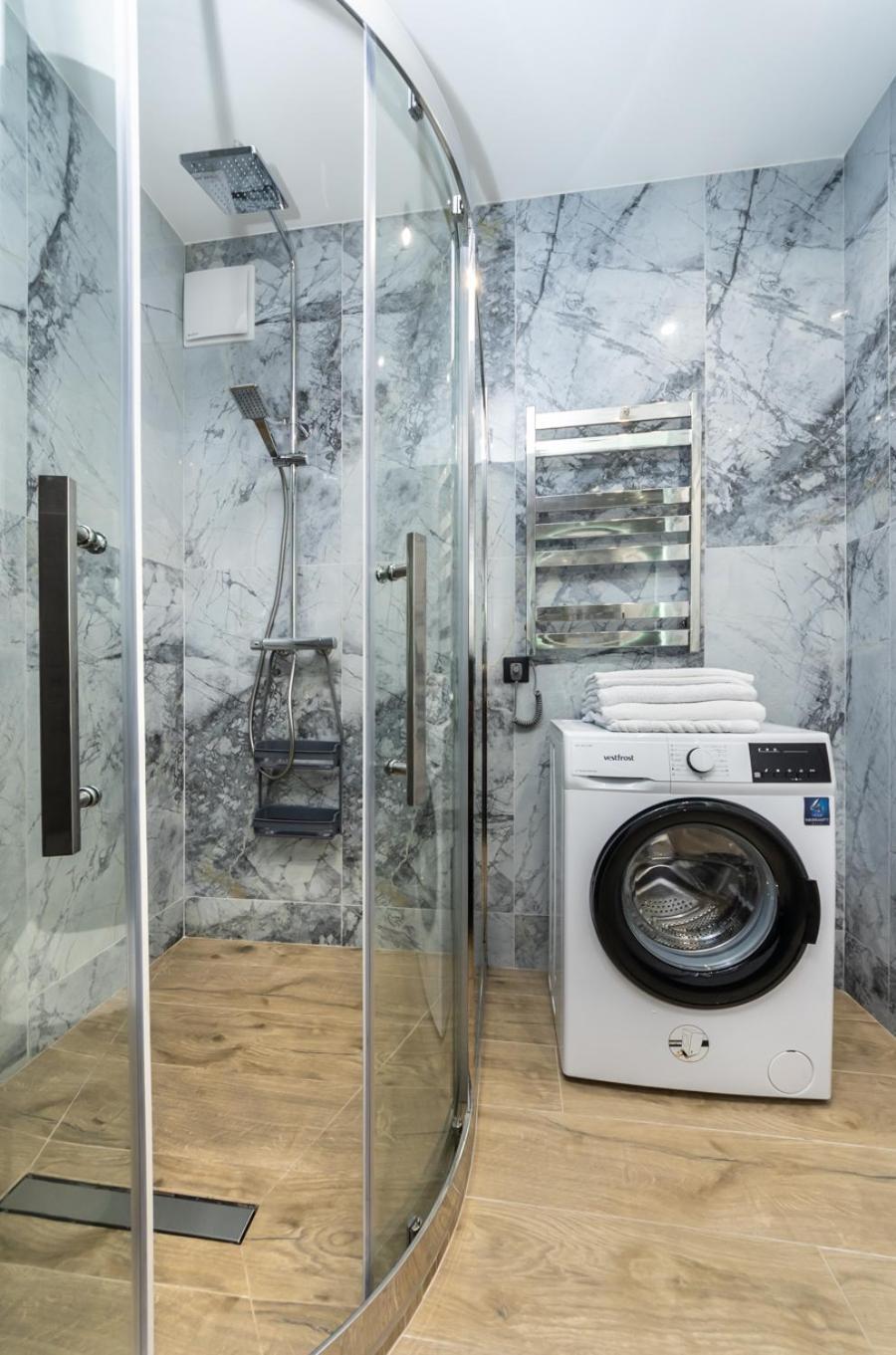 Luxury Apartment Near Metro Station Osokorky キエフ エクステリア 写真